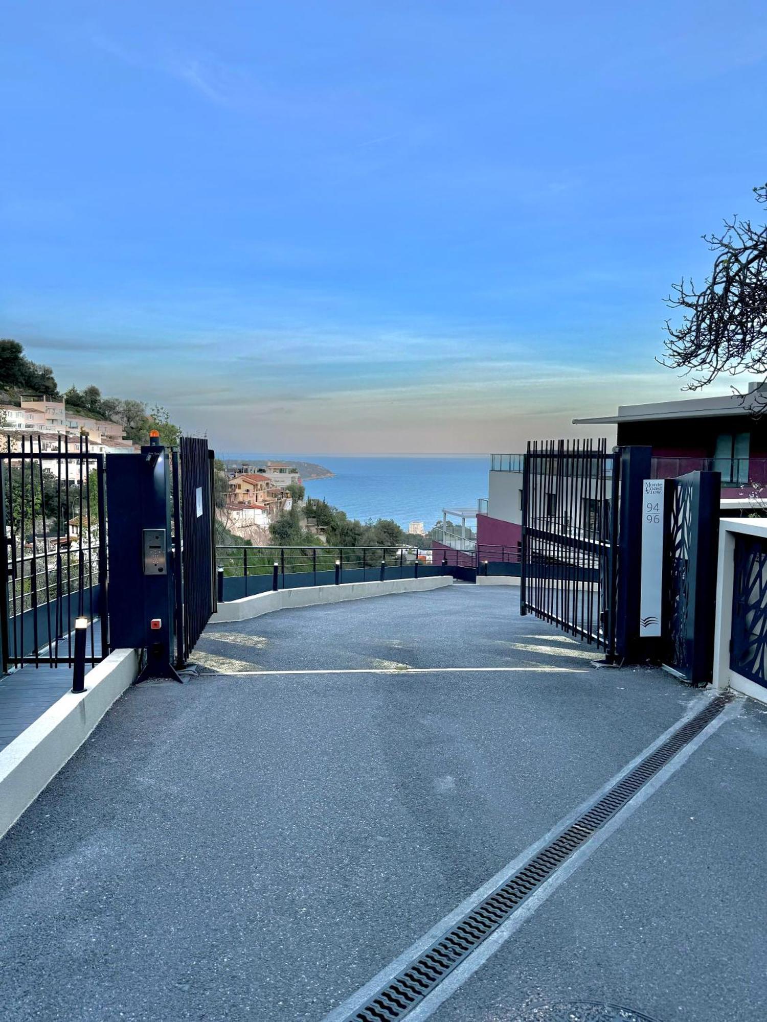 Superbe T2 Dans Residence Avec Piscine Chauffee Beausoleil Exterior photo